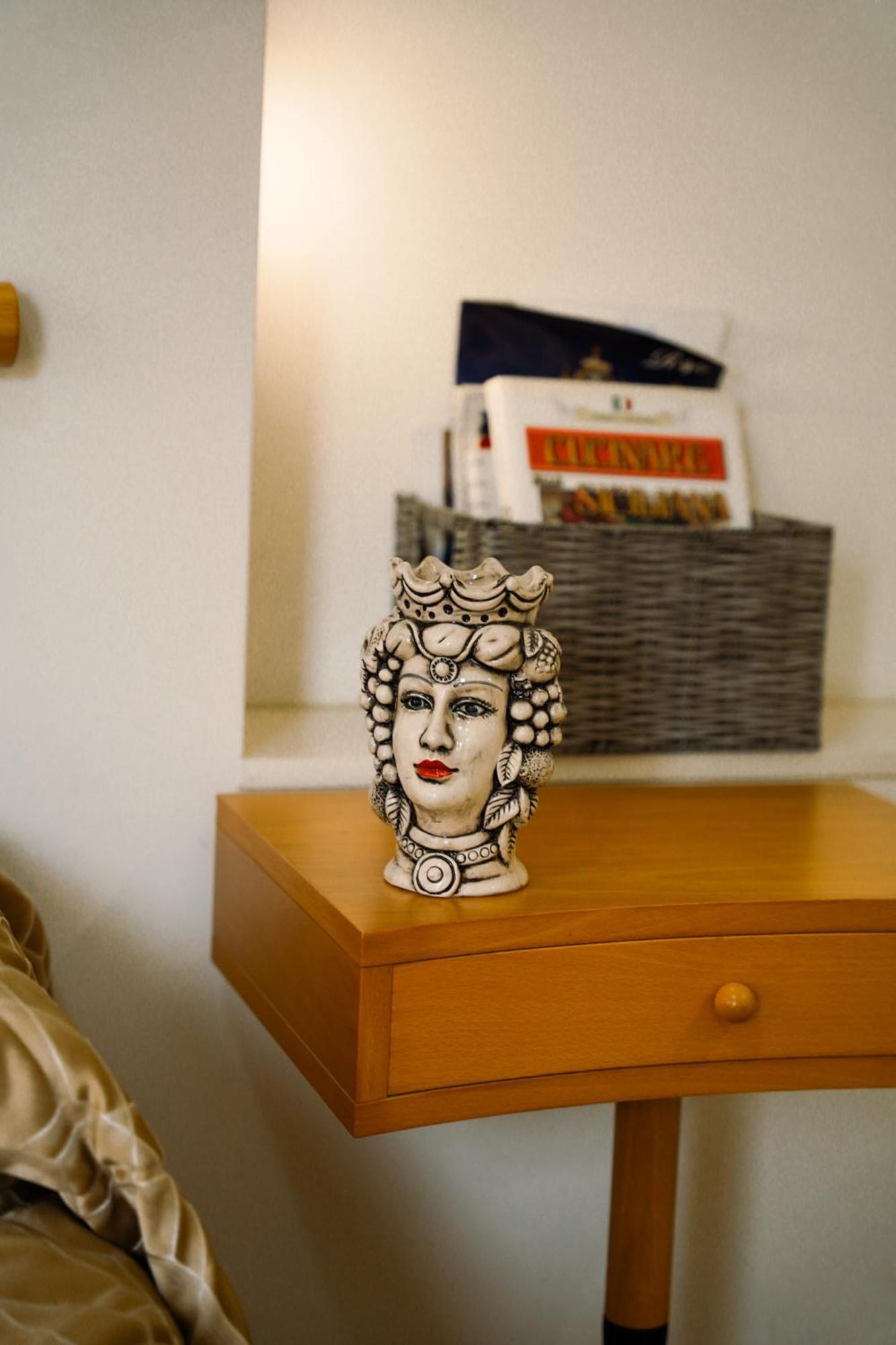 Finestra Sui Ponti Bed & Breakfast รากูซา ภายนอก รูปภาพ
